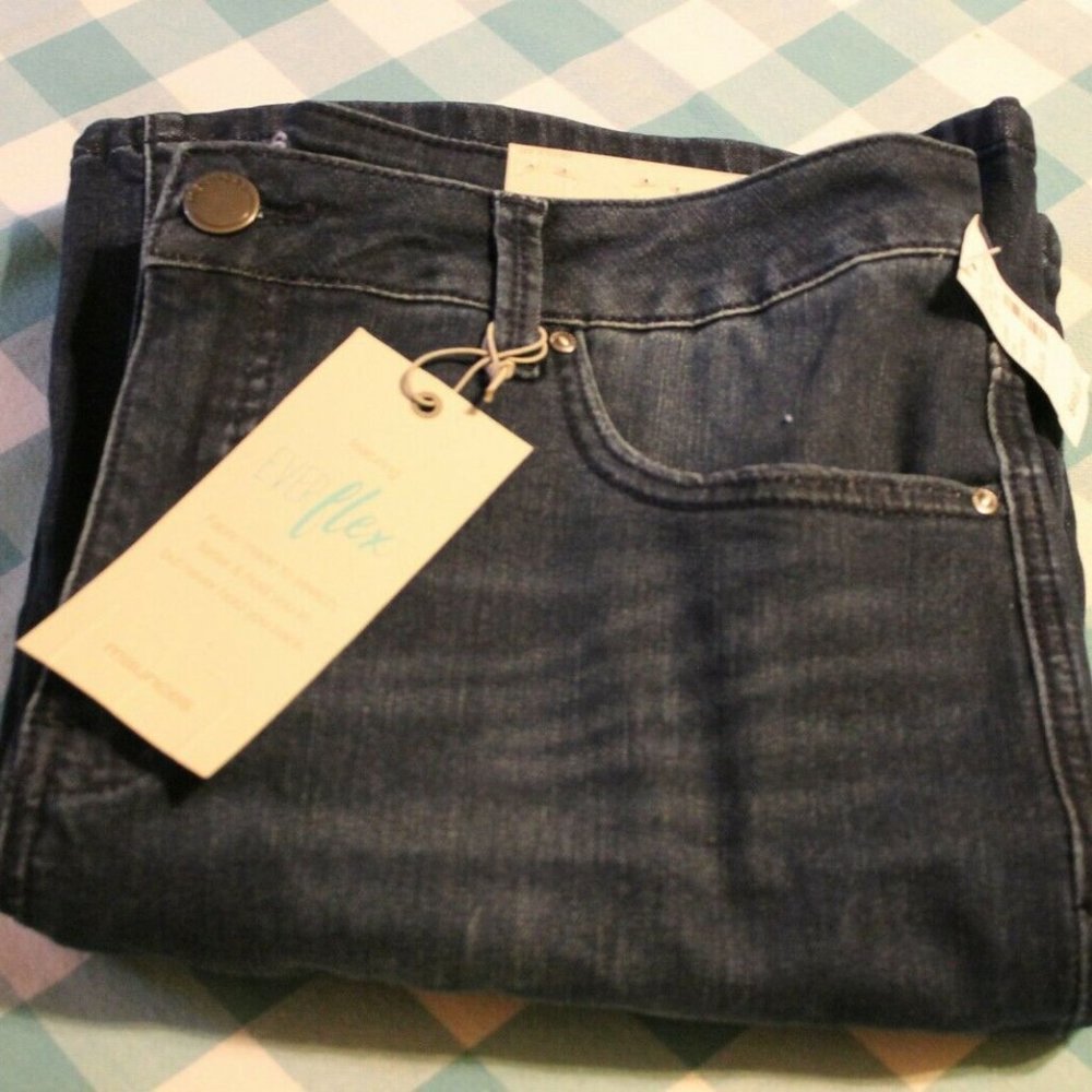 Maurices Everflex High Rise Jeans  Sz 16 Reg